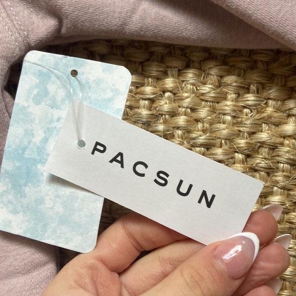 I am selling a Pacsun Cropped Zip Up Hoodie. - Picture 5 of 5
